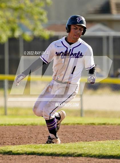 Thumbnail 2 in Vacaville vs. Franklin (CIF SJS D1 Playoff) photogallery.