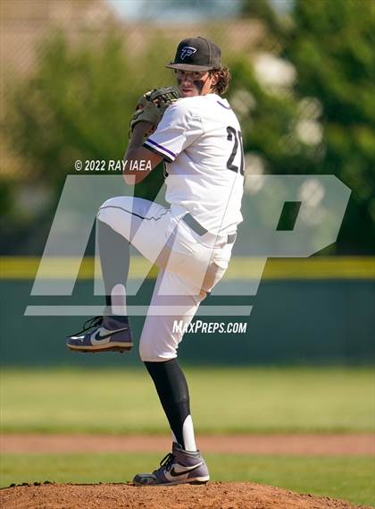 Thumbnail 2 in Vacaville vs. Franklin (CIF SJS D1 Playoff) photogallery.