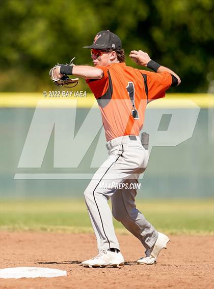 Thumbnail 3 in Vacaville vs. Franklin (CIF SJS D1 Playoff) photogallery.