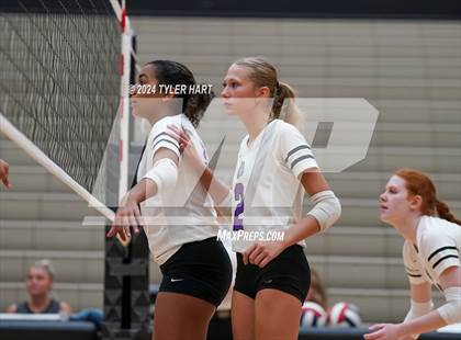Thumbnail 3 in Brownsburg @ Avon photogallery.