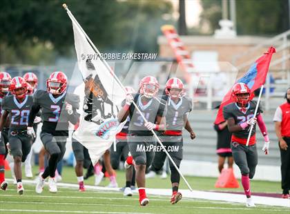Thumbnail 3 in Dallas Jesuit @ Skyline photogallery.