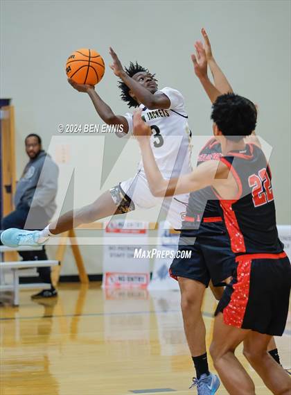 Thumbnail 2 in Albany Academy for Boys vs. Sprayberry (Lemon Street Classic) photogallery.