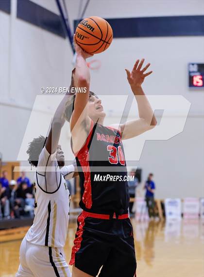 Thumbnail 3 in Albany Academy for Boys vs. Sprayberry (Lemon Street Classic) photogallery.