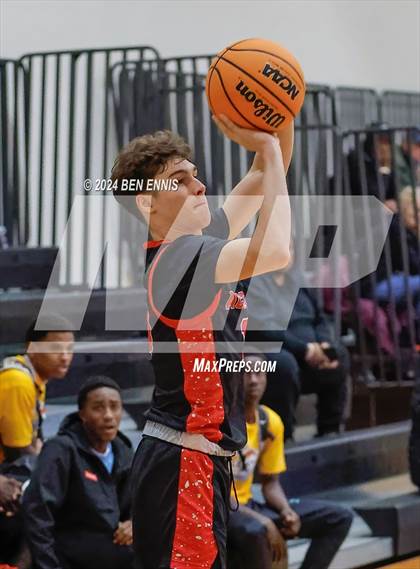 Thumbnail 2 in Albany Academy for Boys vs. Sprayberry (Lemon Street Classic) photogallery.