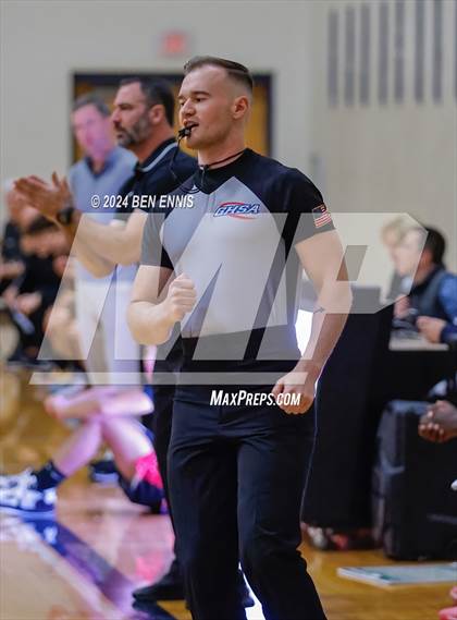 Thumbnail 1 in Albany Academy for Boys vs. Sprayberry (Lemon Street Classic) photogallery.