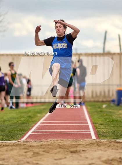 Thumbnail 1 in Southern League Meet photogallery.