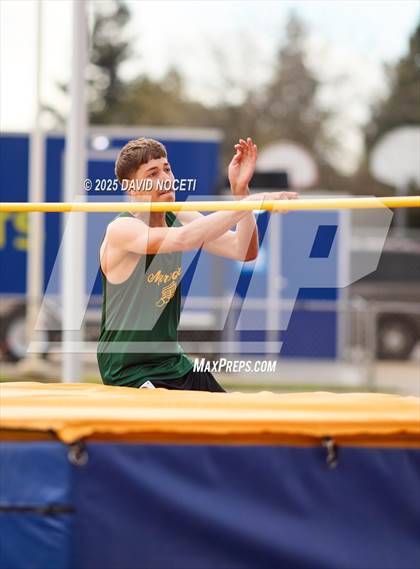 Thumbnail 3 in Southern League Meet photogallery.