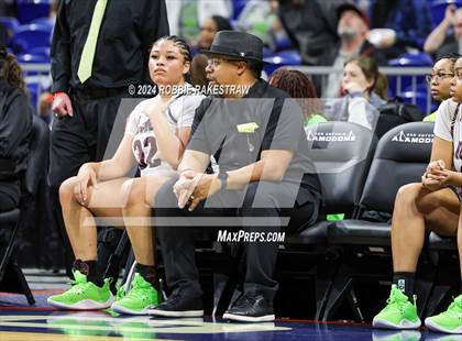 Thumbnail 2 in Mansfield Timberview vs. Cedar Park (UIL 5A Basketball Semifinal) photogallery.