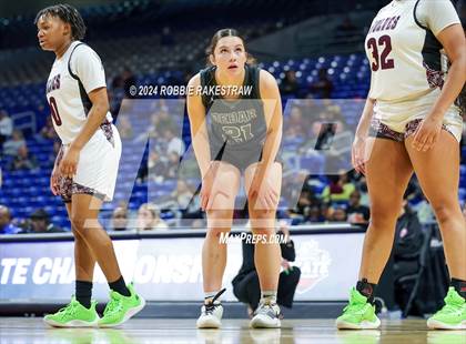Thumbnail 2 in Mansfield Timberview vs. Cedar Park (UIL 5A Basketball Semifinal) photogallery.