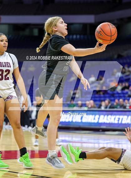 Thumbnail 1 in Mansfield Timberview vs. Cedar Park (UIL 5A Basketball Semifinal) photogallery.