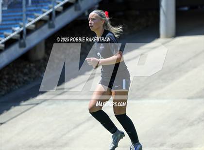 Thumbnail 3 in Marcus vs. Stratford (UIL 6A Soccer Division II Final) photogallery.