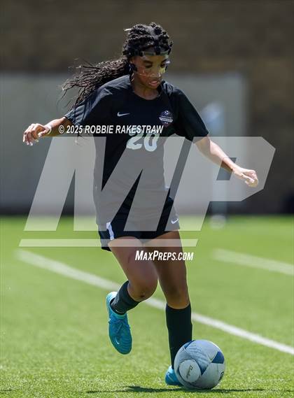Thumbnail 1 in Marcus vs. Stratford (UIL 6A Soccer Division II Final) photogallery.