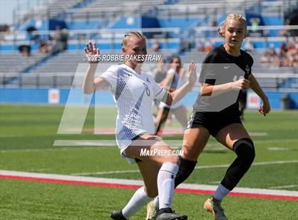 Thumbnail 2 in Marcus vs. Stratford (UIL 6A Soccer Division II Final) photogallery.