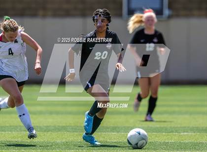 Thumbnail 3 in Marcus vs. Stratford (UIL 6A Soccer Division II Final) photogallery.