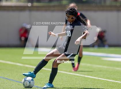 Thumbnail 2 in Marcus vs. Stratford (UIL 6A Soccer Division II Final) photogallery.