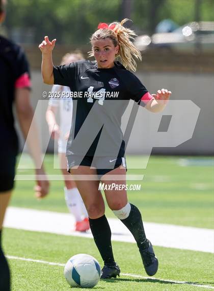 Thumbnail 2 in Marcus vs. Stratford (UIL 6A Soccer Division II Final) photogallery.