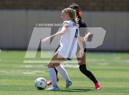Thumbnail 2 in Marcus vs. Stratford (UIL 6A Soccer Division II Final) photogallery.