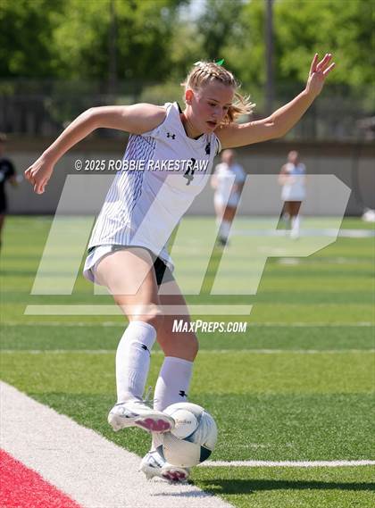 Thumbnail 1 in Marcus vs. Stratford (UIL 6A Soccer Division II Final) photogallery.