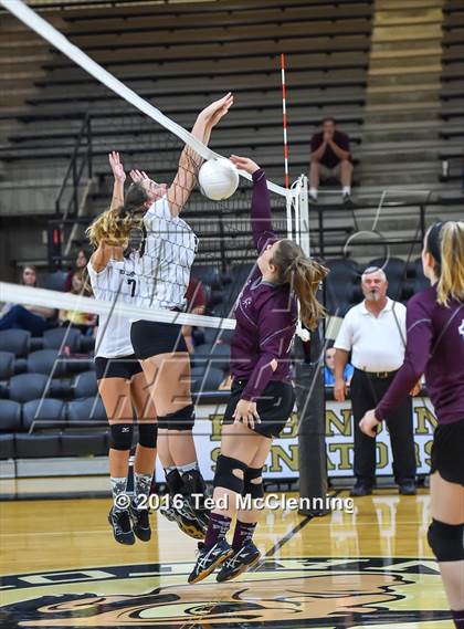 Thumbnail 3 in Perryville @ Robinson photogallery.