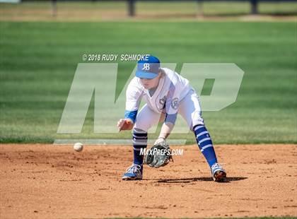 Thumbnail 2 in Mt. Carmel @ Rancho Bernardo photogallery.