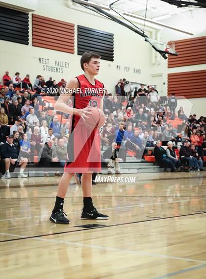 Thumbnail 3 in Liberty vs. Colfax photogallery.
