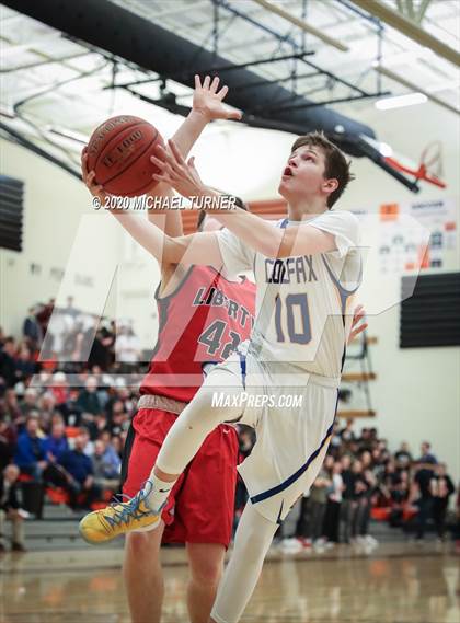 Thumbnail 2 in Liberty vs. Colfax photogallery.