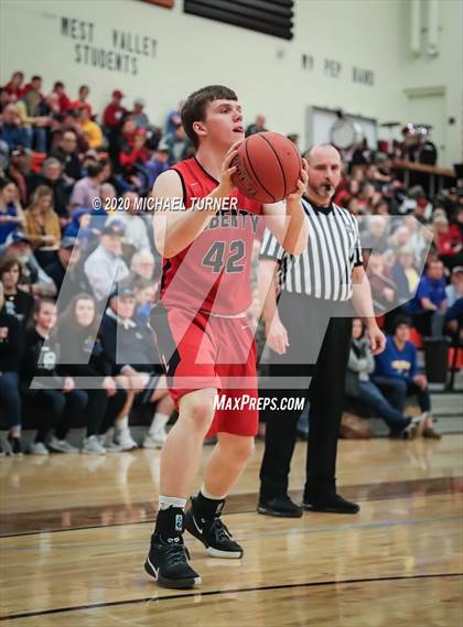 Thumbnail 3 in Liberty vs. Colfax photogallery.