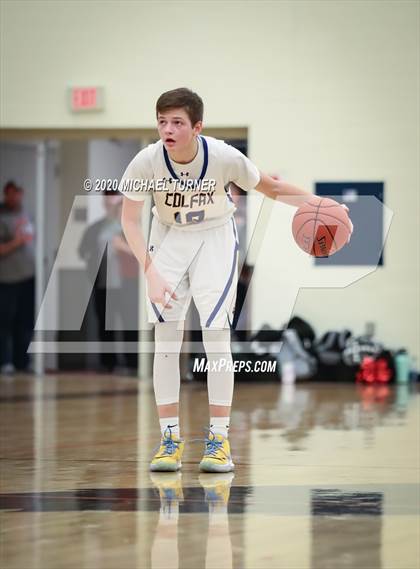 Thumbnail 2 in Liberty vs. Colfax photogallery.