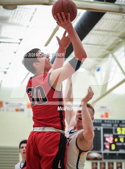 Thumbnail 3 in Liberty vs. Colfax photogallery.