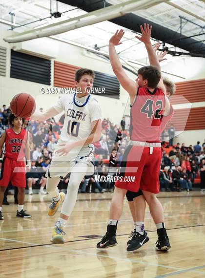 Thumbnail 2 in Liberty vs. Colfax photogallery.