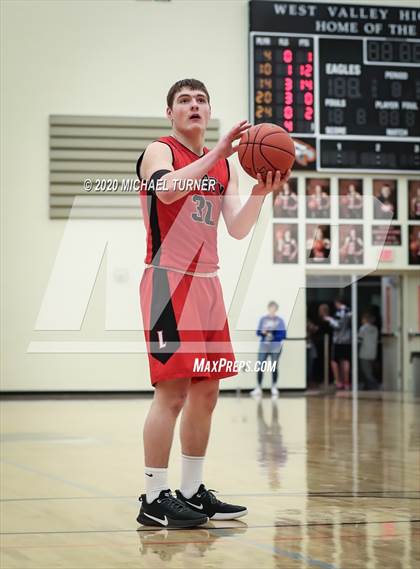 Thumbnail 3 in Liberty vs. Colfax photogallery.