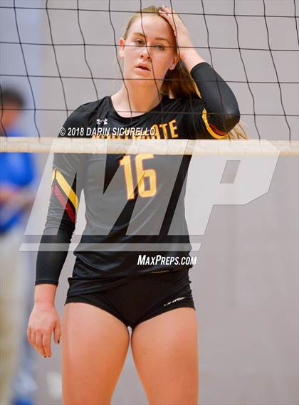 Thumbnail 1 in Oviedo vs. Northgate (NIKE Tournament of Champions)  photogallery.