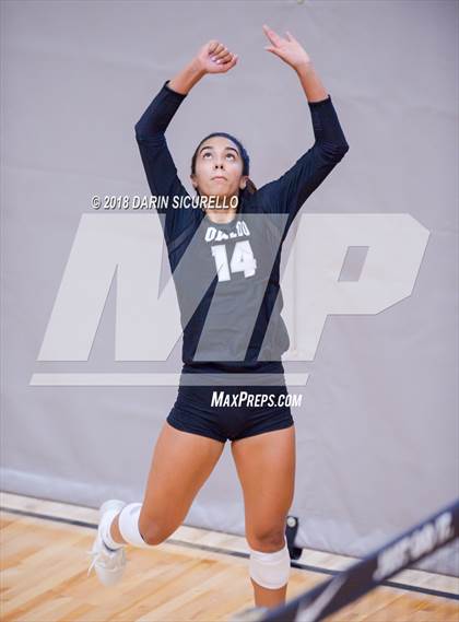 Thumbnail 3 in Oviedo vs. Northgate (NIKE Tournament of Champions)  photogallery.