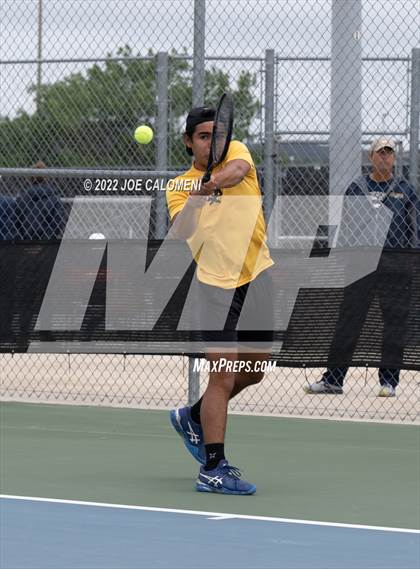Thumbnail 3 in McAllen Memorial vs Lebanon Trail (UIL 5A Boys Singles State Quarterfinal) photogallery.