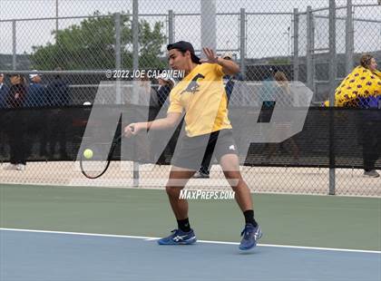 Thumbnail 2 in McAllen Memorial vs Lebanon Trail (UIL 5A Boys Singles State Quarterfinal) photogallery.