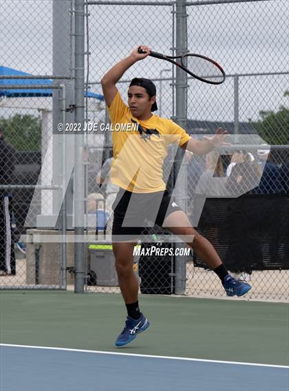 Thumbnail 3 in McAllen Memorial vs Lebanon Trail (UIL 5A Boys Singles State Quarterfinal) photogallery.