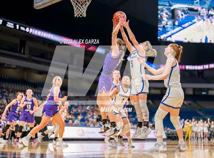 Thumbnail 1 in Huckabay vs Irion County (UIL 1A Basketball Semifinal) photogallery.