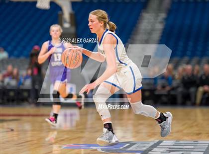 Thumbnail 1 in Huckabay vs Irion County (UIL 1A Basketball Semifinal) photogallery.
