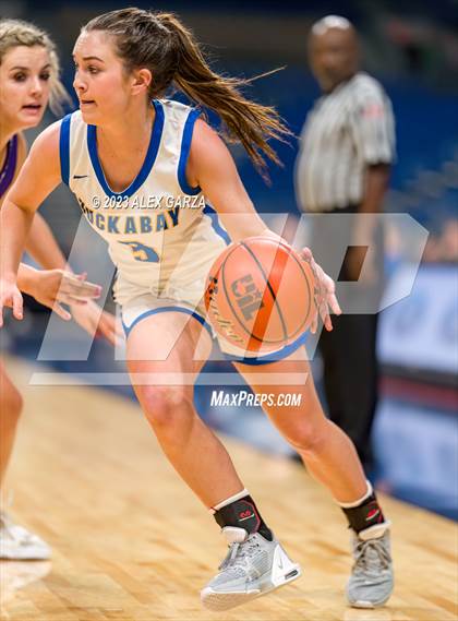 Thumbnail 1 in Huckabay vs Irion County (UIL 1A Basketball Semifinal) photogallery.