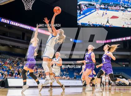 Thumbnail 2 in Huckabay vs Irion County (UIL 1A Basketball Semifinal) photogallery.