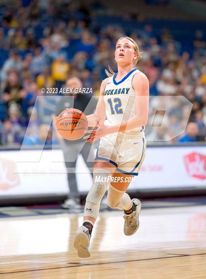 Thumbnail 3 in Huckabay vs Irion County (UIL 1A Basketball Semifinal) photogallery.