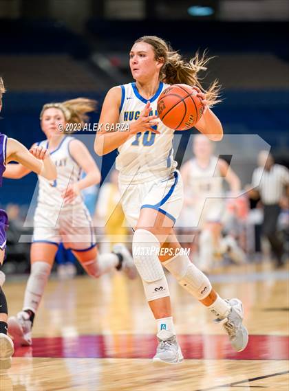 Thumbnail 2 in Huckabay vs Irion County (UIL 1A Basketball Semifinal) photogallery.