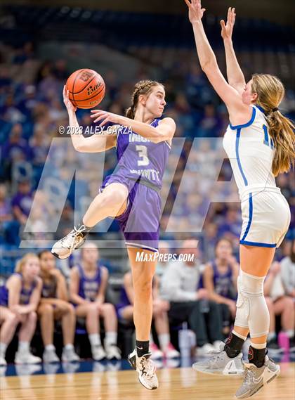 Thumbnail 2 in Huckabay vs Irion County (UIL 1A Basketball Semifinal) photogallery.