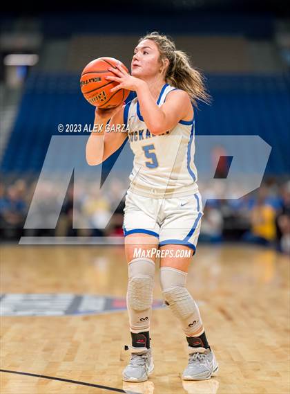 Thumbnail 3 in Huckabay vs Irion County (UIL 1A Basketball Semifinal) photogallery.