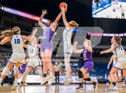 Thumbnail 2 in Huckabay vs Irion County (UIL 1A Basketball Semifinal) photogallery.