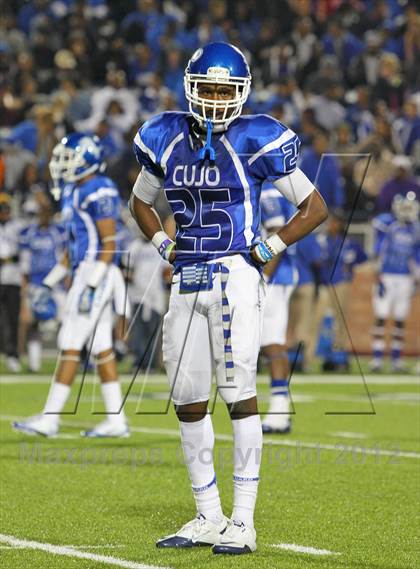 Thumbnail 1 in Frisco vs. Tyler (UIL 4A Division 1 Regional Playoff) photogallery.
