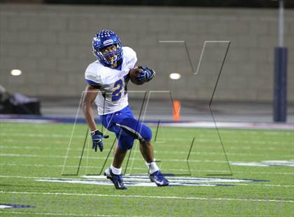 Thumbnail 1 in Frisco vs. Tyler (UIL 4A Division 1 Regional Playoff) photogallery.