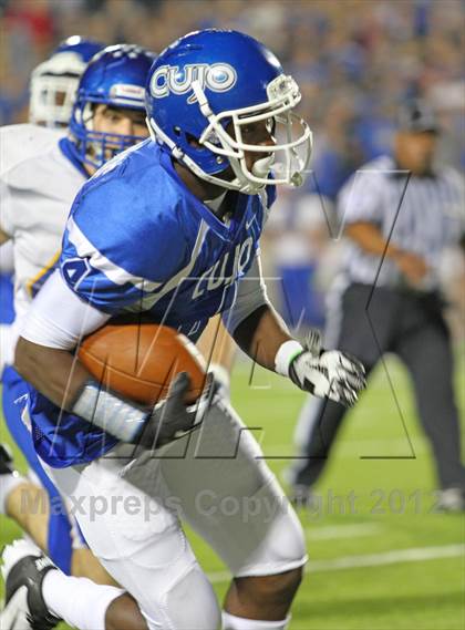 Thumbnail 1 in Frisco vs. Tyler (UIL 4A Division 1 Regional Playoff) photogallery.