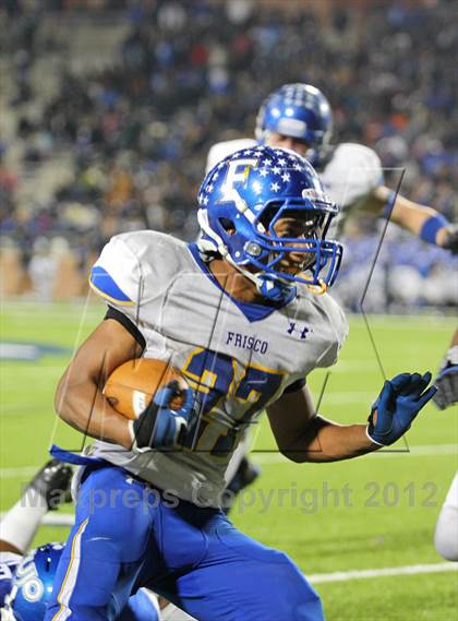 Thumbnail 1 in Frisco vs. Tyler (UIL 4A Division 1 Regional Playoff) photogallery.
