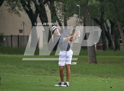 Thumbnail 1 in UIL 6A Golf State Final (Round 1) photogallery.
